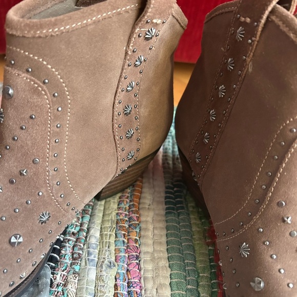 Sam Edelman Studded Brown Suede Ankle Boots 6.5" - Picture 12 of 16